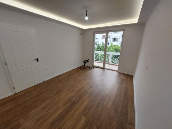 Tirane, shitet apartament 2+1+Ballkon Kati 3, 64 m² 128.000 € (HARRY FULTZ)
