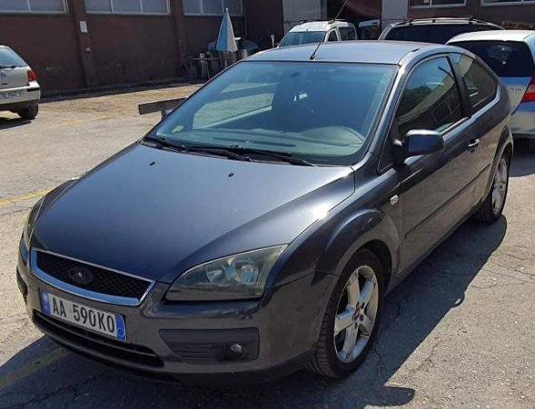 Tirane, shes makine Ford Focus Viti 2007, 2.800 Euro i Diskutueshem