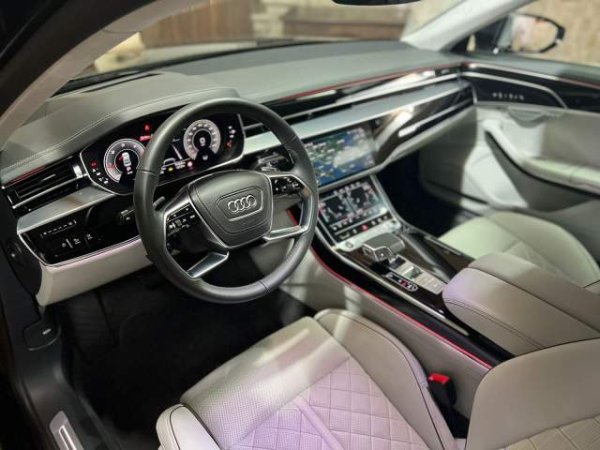 shes Audi AUDI A8 L - 50 TDI - S LINE - 2020