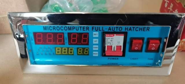 SHITET INKUBATOR I RI (PAPERDORUR) FULL AUTOMATIK PER RRITJEN E ZOGJVE KAPACITETI 3200 VEZE (per arsye ndryshim biznesi)  5200 euro