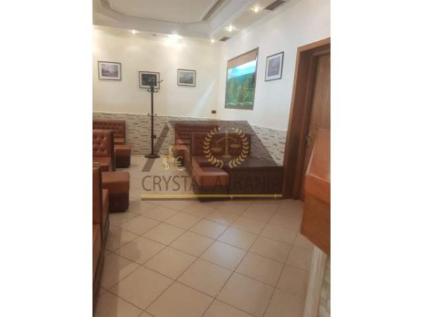 Tirane, shitet Kati 0, 40 m² 100.000 Euro (Rruga "Mine Peza")