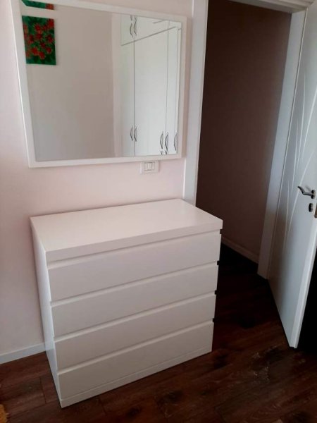 Okazion !! Shitet Dhome Gjumi 750 Euro!