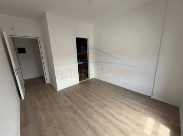 Tirane, shitet apartament 2+1+2 Kati 7, 87 m² 150.000 € (Porcelan)