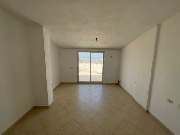 Tirane, jepet me qera apartament 2+1 Kati 5, 110 m² 300 € (Fresk)