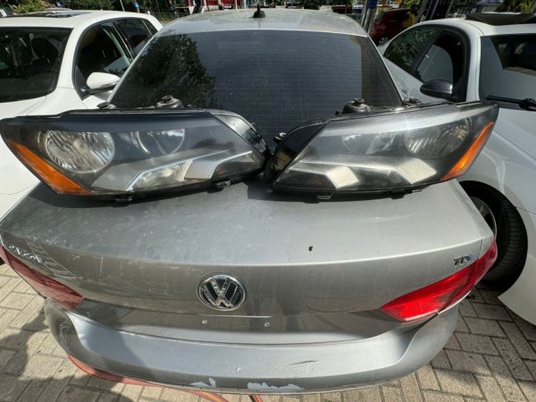 Tirane, shes makine | veture Fenere pasati amerikan , 350 €