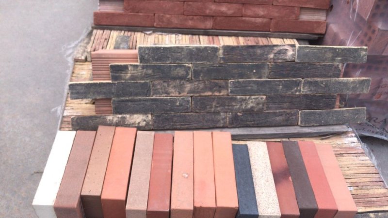 Tirane, shes Tulla shamat zjarrduruese te reja dhe te perdorura, pllaka balte veshjeje, Tulla xhami, llaç shamat, aksesor dekorues balte, etj.. 10 €