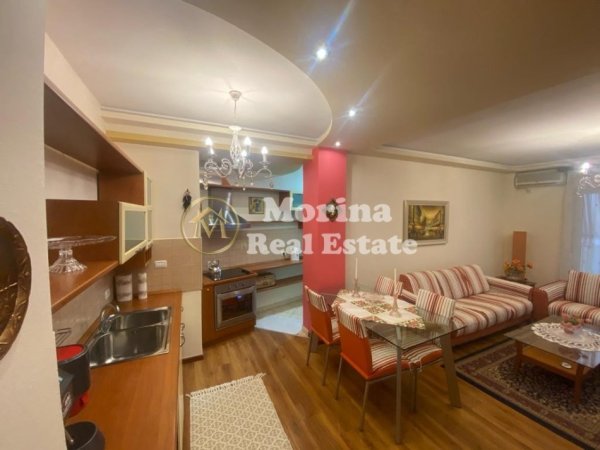 Tirane, jepet me qera apartament 2+1 Kati 2, 110 m² 750 € (Rruga Elbasanit)