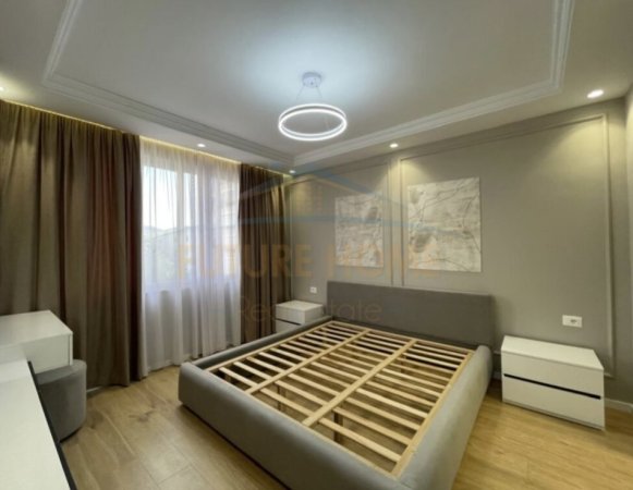 Tirane, shitet apartament 1+1 Kati 3, 54 m² 145.000 € (21Dhjetori)
