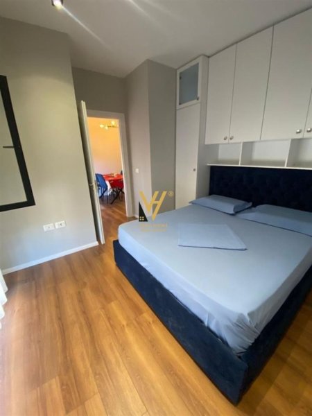 Tirane, jepet me qera apartament 2+1+Ballkon Kati 1, 79 m² 600 € (RRUGA E DIBRES)