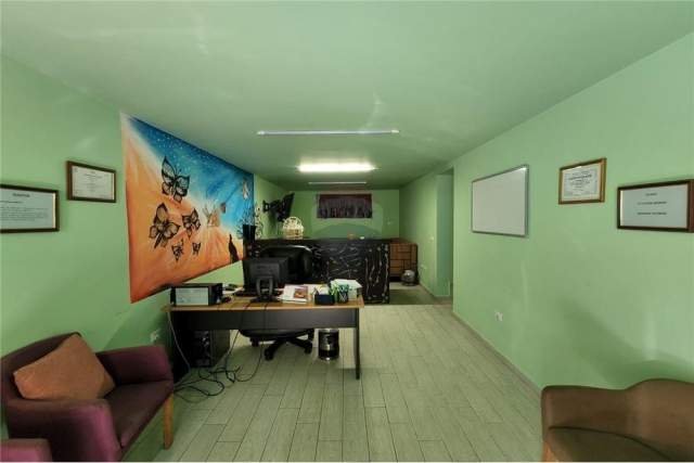 Tirane, shitet ambjent biznesi Kati 1, 25 m² 55.000 Euro (stadiumi dinamo)