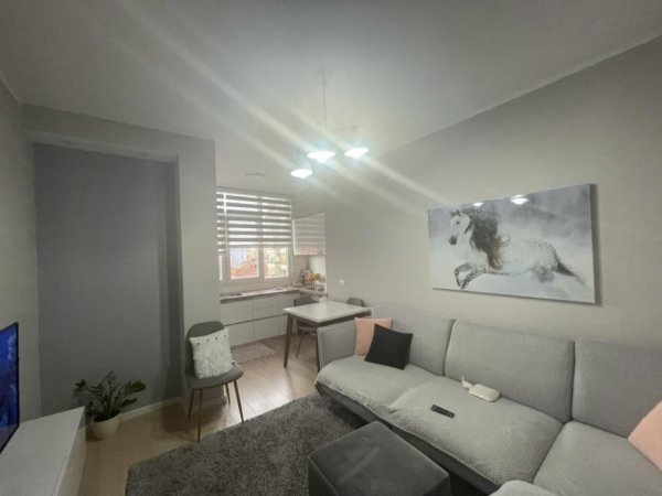 Tirane, shitet apartament 2+1+Ballkon Kati 5, 73 m² 168.000 € (Myslym shyri,rruga islam alla)