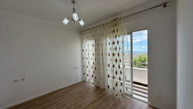 Tirane, shitet apartament 1+1 Kati 2, 60 m² 77.000 € (Fresk)