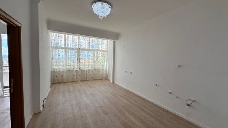 Tirane, shitet apartament 1+1 Kati 2, 60 m² 77.000 € (Fresk)