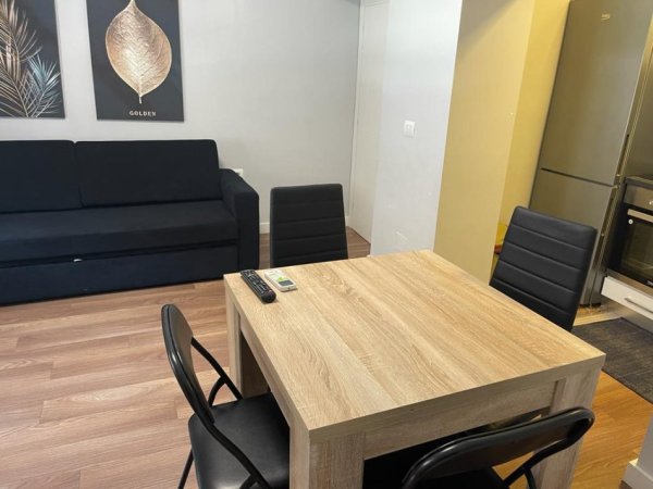 Tirane, shitet apartament 1+1 Kati 0, 165 m² 385.000 € (Stadiumi Dinamo)