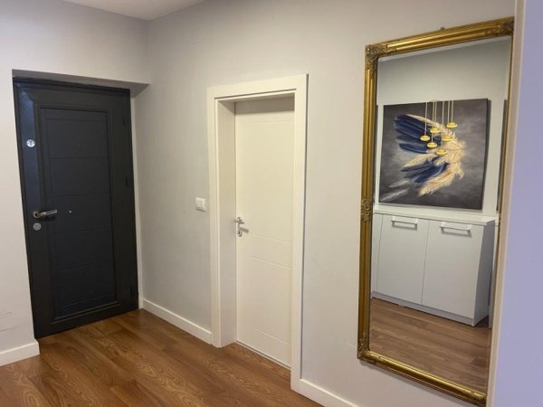 Tirane, shitet apartament 1+1 Kati 0, 165 m² 385.000 € (Stadiumi Dinamo)