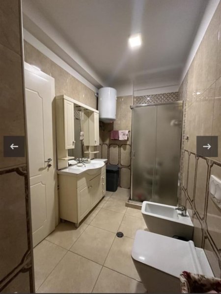 Tirane, shes apartament 2+1 Kati 4, 120 m² 169.000 € (yzberisht)