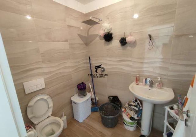 Tirane, shitet apartament 3+1+Ballkon Kati 1, 148 m² 115.000 € (FRESKU)