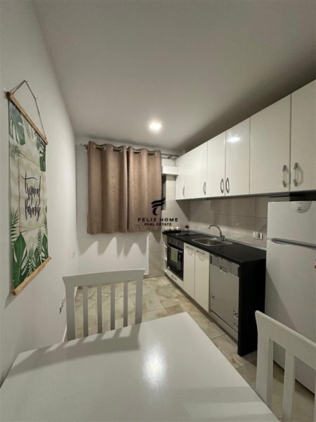Tirane, jepet me qera apartament 1+1+Ballkon Kati 2, 70 m² 550 € (VASIL SHANTO)