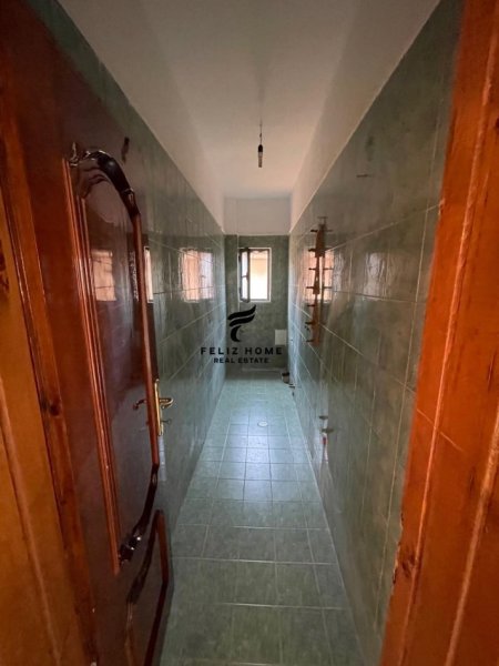 Tirane, shitet apartament 3+1+Ballkon , 150 m² 225.000 € (SELITE)