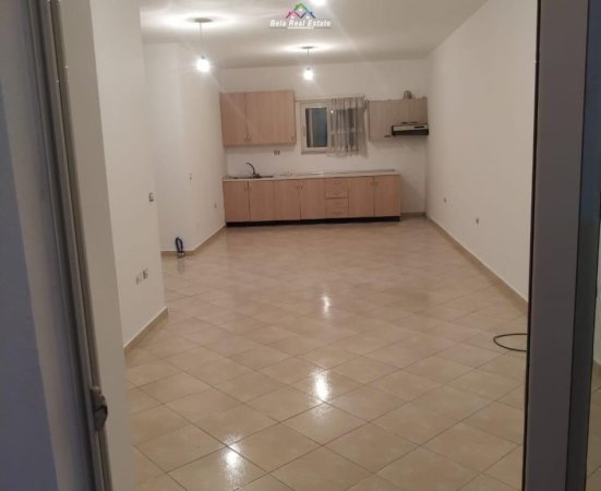 Tirane, shes apartament 2+1 Kati 6, 120 m² 160.000 € (YZBERISHT)