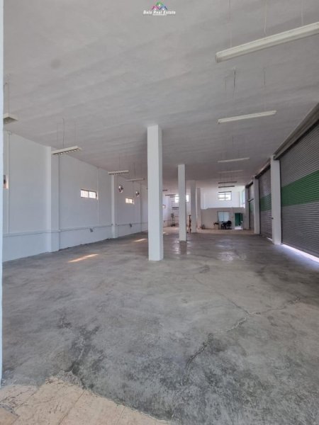 Tirane, shes magazine Kati 0, 3.000 m² 600.000 € (autostrada tirane durres)