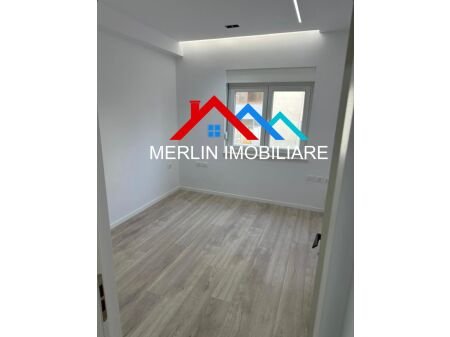 Tirane, jepet me qera apartament 2+1 Kati 4, 62 m² 800 € (Vaso Pasha)