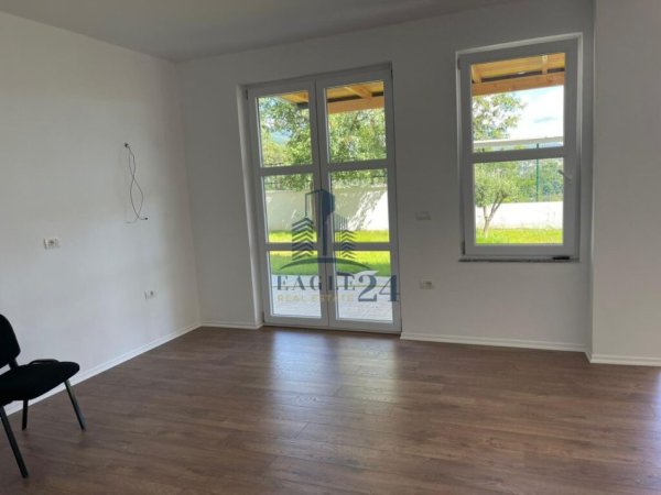 Tirane, shes apartament 3+1+Ballkon Kati 0, 138 m² 220.000 € (FRESK,LINZE)