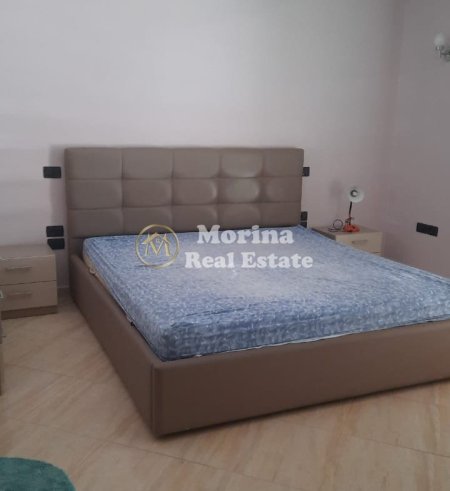 Tirane, jepet me qera apartament 3+1 Kati 2, 145 m² 600 € (Vilat Gjermane)