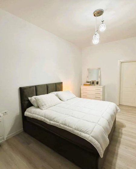 Tirane, shitet apartament 2+1 , 105 m² (5 Maji)