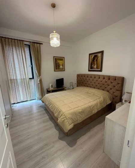 Tirane, shitet apartament 2+1 , 105 m² (5 Maji)