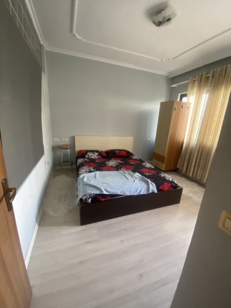 Tirane, shitet apartament 2+1+Ballkon Kati 5, 1 m² 100.000 € (5 maji)