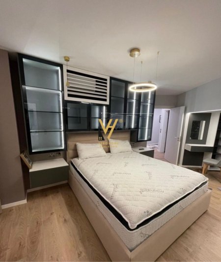 Tirane, jepet me qera apartament 3+1+Ballkon Kati 3, 140 m² 1.200 € (KODRA E DIELLIT 2)