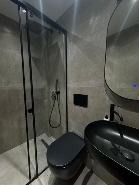 Tirane, shiten 2 garsoniere Kati 2, 47 m² 178.000 € (Qender) TT 1118