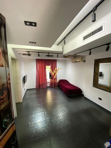 Tirane, shitet bar-kafe Kati 0, 186 m² 265.000 € (KINOSTUDIO)