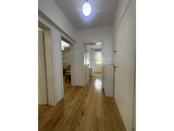 Tirane, shitet apartament 2+1+Aneks+Ballkon Kati 2, 73 m² 160.000 € (mine peza)