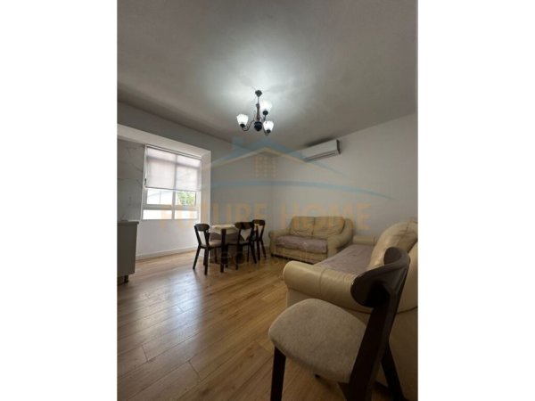 Tirane, shitet apartament 2+1+Aneks+Ballkon Kati 2, 73 m² 160.000 € (mine peza)