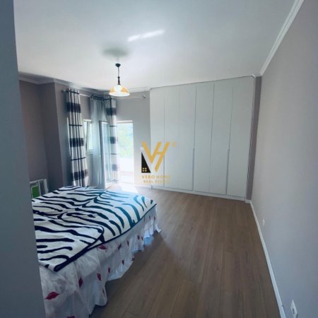 Tirane, jepet me qera apartament 2+1+Ballkon Kati 2, 130 m² 500 € (LINZE)