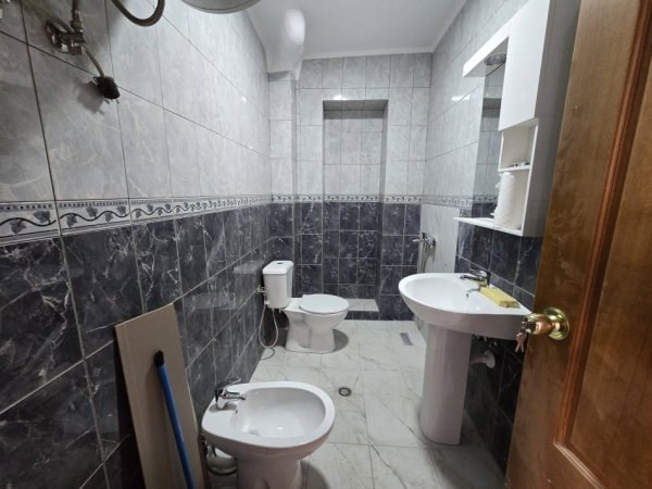 Tirane, shitet apartament 2+1+Aneks+Ballkon Kati 1, 80 m² 138.000 € (Fusha Ali Dem)