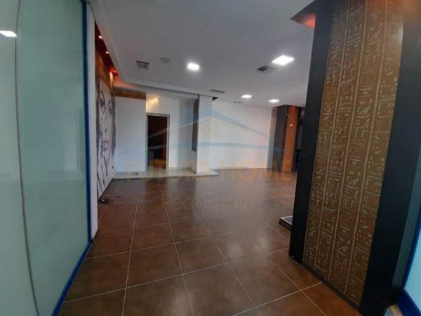 Durres, shitet dyqan Kati 2, 132 m² 21.000 Euro (BASHKIA,DURRES)