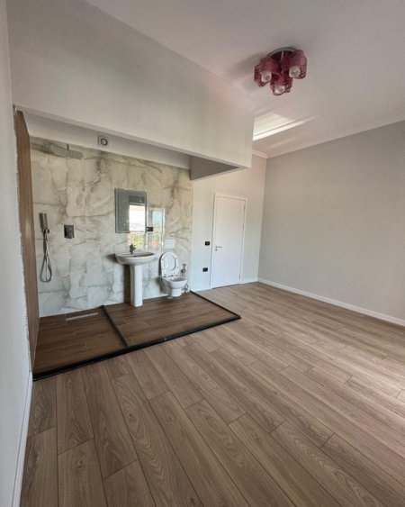 Shqiperi, shes apartament+verande | Penthouse 2+1+Aneks+Ballkon Kati 8, 121 m² 133.000 € (Muhamed Deliu)