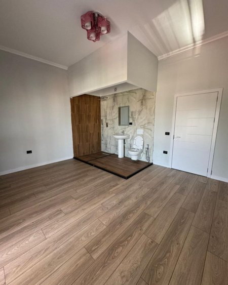 Shqiperi, shes apartament+verande | Penthouse 2+1+Aneks+Ballkon Kati 8, 121 m² 133.000 € (Muhamed Deliu)