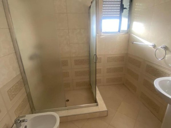 Tirane, jepet me qera apartament+verande | Penthouse 3+1+Aneks+Ballkon Kati 5, 150 m² 1.200 € (Peti)