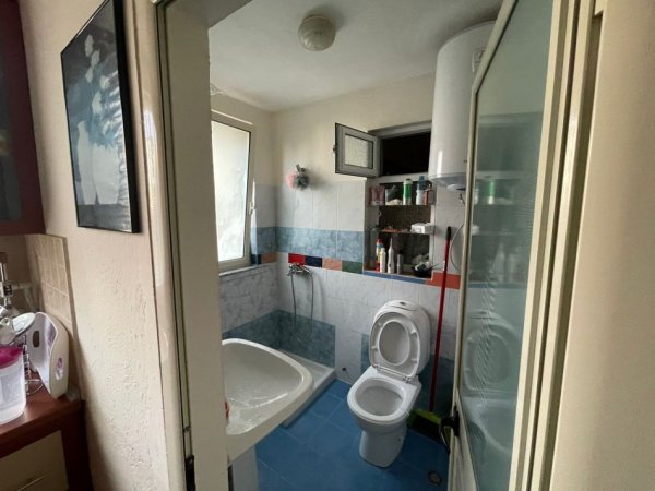 Tirane, shitet apartament 3+1 Kati 4, 110 m² 140.000 € (Ali Demi)