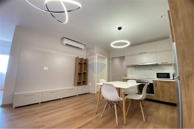 Tirane, shitet apartament 2+1 , 87 m² 180.000 € (Rruga e Kavajës - Globe)