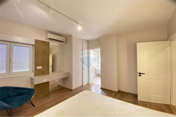 Tirane, shitet apartament 2+1 , 87 m² 180.000 € (Rruga e Kavajës - Globe)