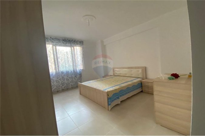 Tirane, shitet apartament 2+1 , 125.000 m² 125.000 € (Loni Ligori - Astir)
