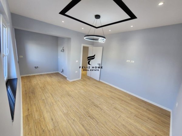 Tirane, shitet apartament 2+1+Ballkon Kati 3, 80 m² 144.900 € (MINE PEZA)