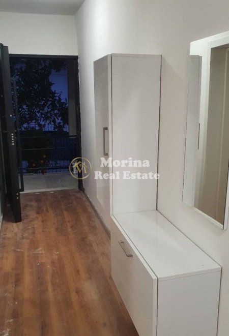 Tirane, jepet me qera 2+1 Kati 2, 75 m² 550 € (Selite)