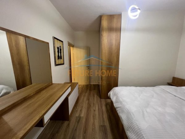 Tirane, shitet apartament 1+1 Kati 10, 45 m² 79.000 € (UNAZA E RE)