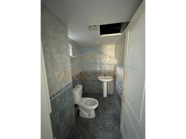 Tirane, shitet apartament 2+1 Kati 1, 108 m² 145.000 € (Ali Demi)